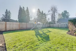 672 S Fir St, Canby, OR 97013 - Photo 40