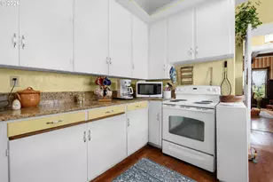 1528 Irving Ave, Astoria, OR 97103 - Photo 20