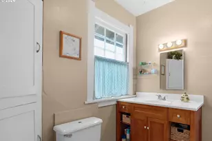 1528 Irving Ave, Astoria, OR 97103 - Photo 28