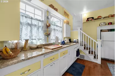 1528 Irving Ave, Astoria, OR 97103 - Photo 18