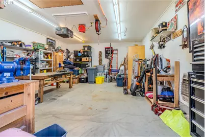 32022 SE Dodge Park Blvd, Gresham, OR 97080 - Photo 38