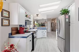 2267 Maia Loop, Springfield, OR 97477 - Photo 14