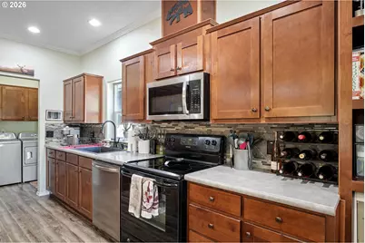5543 Redwood St, Sweet Home, OR 97386 - Photo 10