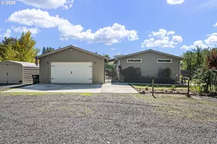 5543 Redwood St, Sweet Home, OR 97386 - Photo 2