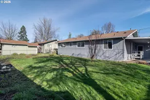 219 Hawthorne St, Sutherlin, OR 97479 - Photo 42