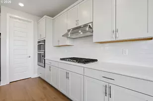 3881 W 4th St, Washougal, WA 98671 - Photo 6
