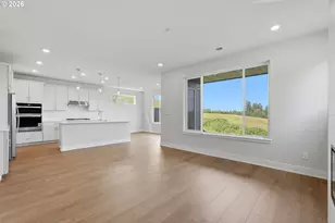 3881 W 4th St, Washougal, WA 98671 - Photo 2