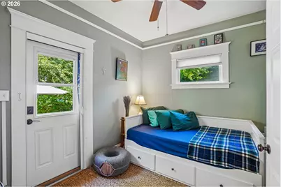 1503 NE Bryant St, Portland, OR 97211 - Photo 14