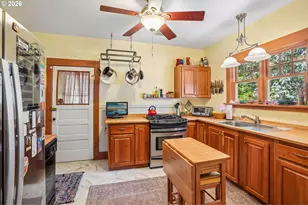 1503 NE Bryant St, Portland, OR 97211 - Photo 6