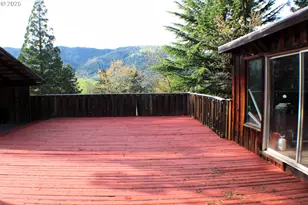 497 Woodcrest Dr, Myrtle Creek, OR 97457 - Photo 22