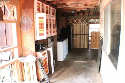 497 Wood Crest Dr, Myrtle Creek, OR 97457 - Photo 18