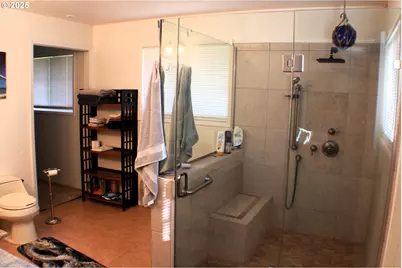 497 Wood Crest Dr, Myrtle Creek, OR 97457 - Photo 12