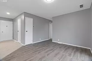 570 N 10th Ave, Cornelius, OR 97113 - Photo 10