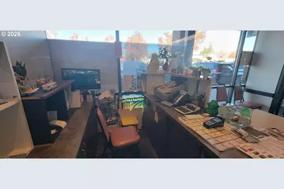 15992 SW Tualatin-Sherwood Rd #29, Sherwood, OR 97140 - Photo 6