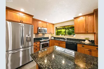 18782 Upper Midhill Dr, West Linn, OR 97068 - Photo 18