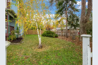 17055 SW Florence St, Beaverton, OR 97078 - Photo 42
