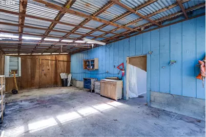 205 N Maple Hill Rd, Kelso, WA 98626 - Photo 32