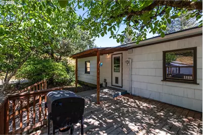 205 N Maple Hill Rd, Kelso, WA 98626 - Photo 28