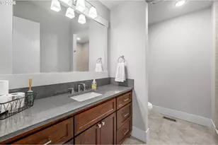 2174 NW 118th Ave, Portland, OR 97229 - Photo 18