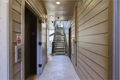 13875 SW Meridian St #222, Beaverton, OR 97005 - Photo 8