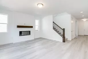 2031 NE Currin Creek Dr, Estacada, OR 97023 - Photo 10