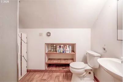 47433 School St, Oakridge, OR 97463 - Photo 12