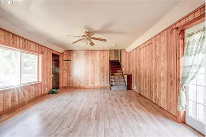 47433 School St, Oakridge, OR 97463 - Photo 8
