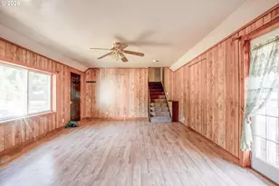 47433 School St, Oakridge, OR 97463 - Photo 8