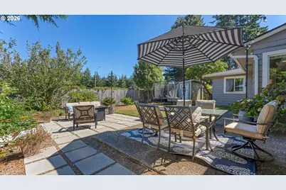 1183 Ocean Ter, Coos Bay, OR 97420 - Photo 36