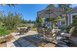 1183 Ocean Terrace, Coos Bay, OR 97420 - Photo 36
