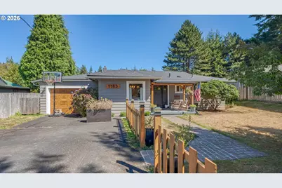 1183 Ocean Ter, Coos Bay, OR 97420 - Photo 2