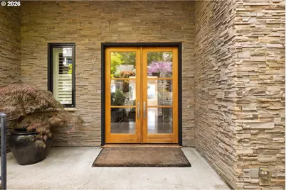 18284 Meadowlark Ln, Lake Oswego, OR 97034 - Photo 4