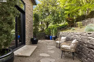 18284 Meadowlark Ln, Lake Oswego, OR 97034 - Photo 16