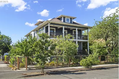 6928 SE Raymond Ct #1, Portland, OR 97206 - Photo 2