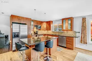 18978 Arrowwood Ave, Lake Oswego, OR 97035 - Photo 6