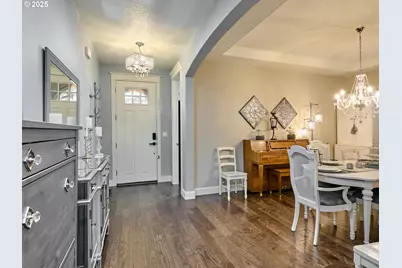 422 Turnberry Ave, Woodburn, OR 97071 - Photo 4