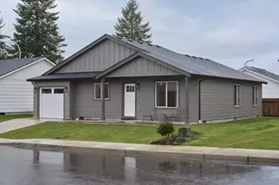 1015 Peach Rd, Winlock, WA 98596 - Photo 2