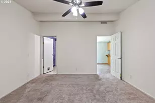 30839 Washington St, Lebanon, OR 97355 - Photo 32