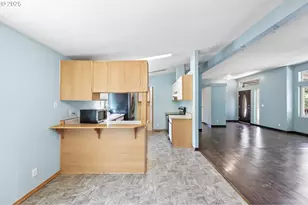 30839 Washington St, Lebanon, OR 97355 - Photo 18