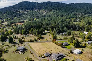 6390 NW Sumac Dr, Corvallis, OR 97330 - Photo 16