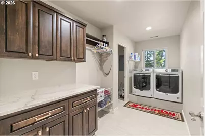 5996 Hayhurst Rd, Yoncalla, OR 97499 - Photo 32