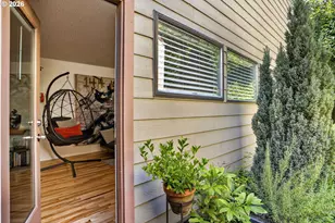 325 SE 146th Ave, Portland, OR 97233 - Photo 10