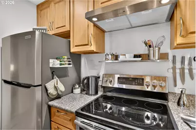 325 SE 146th Ave, Portland, OR 97233 - Photo 20