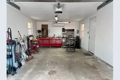 869 N Collier St, Coquille, OR 97423 - Photo 38