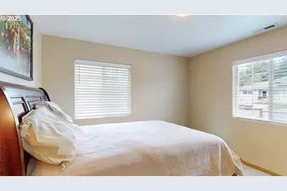 869 N Collier St, Coquille, OR 97423 - Photo 16