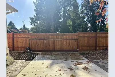 869 N Collier St, Coquille, OR 97423 - Photo 32
