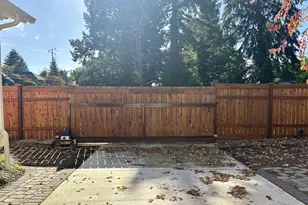 869 N Collier St, Coquille, OR 97423 - Photo 32