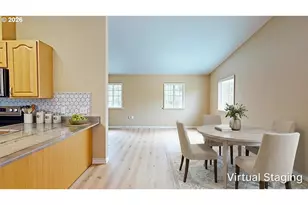 869 N Collier St, Coquille, OR 97423 - Photo 16
