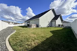 416 SW Desert Sky Dr, Hermiston, OR 97838 - Photo 24