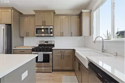 8512 N 2nd Loop, Ridgefield, WA 98642 - Photo 8